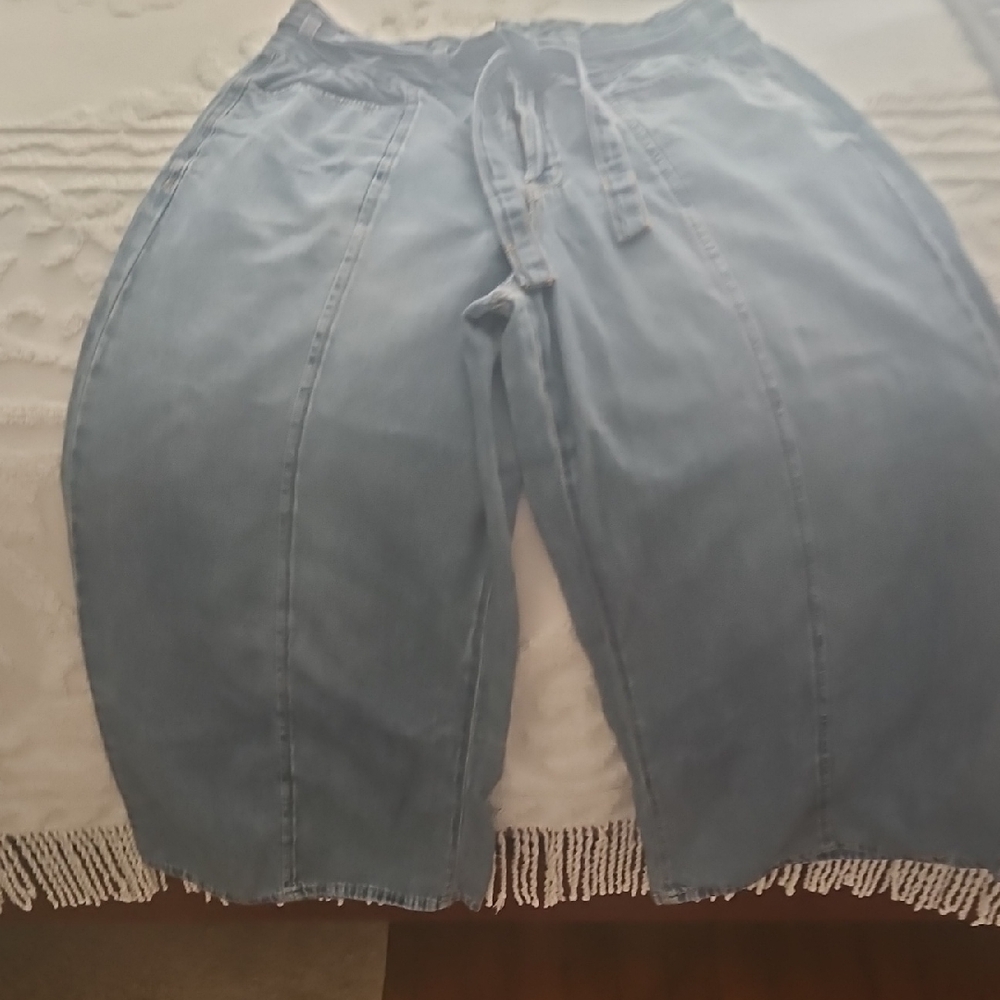 Kensie Blue Denim Jeans Label Detail